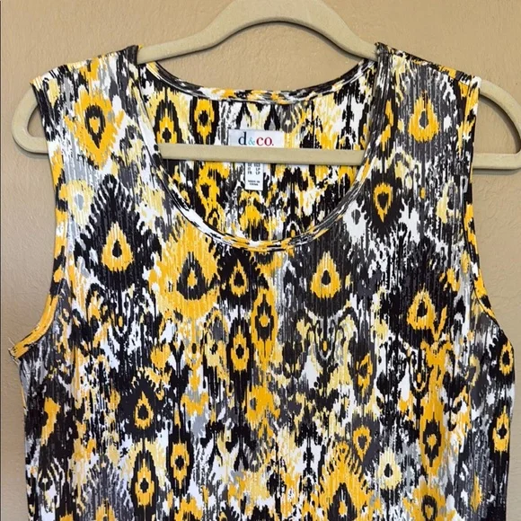 Like new D & Co Women’s Yellow,Black&White knit Midi Sundress with side slit LP - Picture 5 of 15